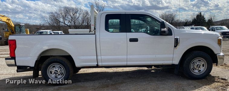 image for item DN8169 2018 Ford F250 Super Duty  SuperCab pickup truck