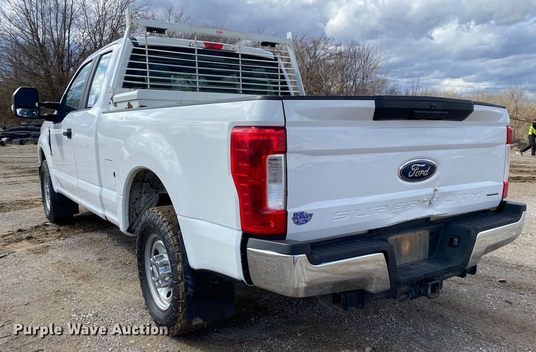 image for item DN8169 2018 Ford F250 Super Duty  SuperCab pickup truck