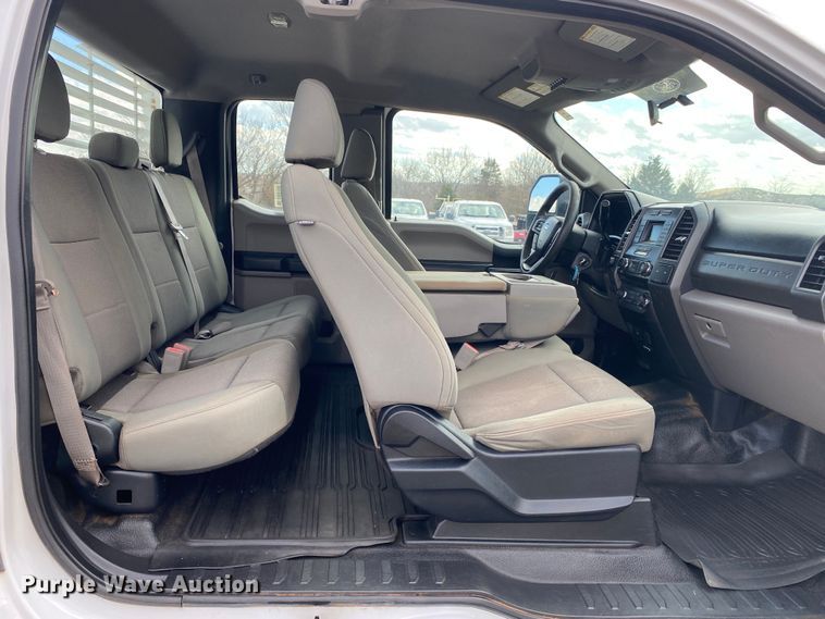 image for item DN8169 2018 Ford F250 Super Duty  SuperCab pickup truck