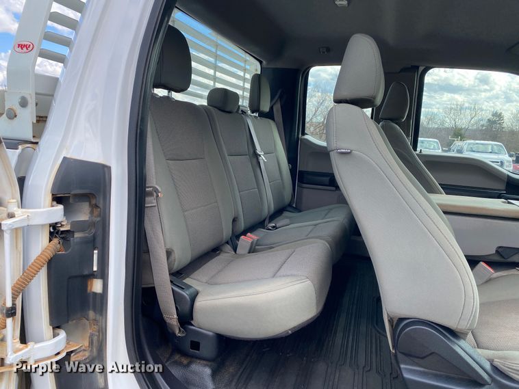 image for item DN8169 2018 Ford F250 Super Duty  SuperCab pickup truck