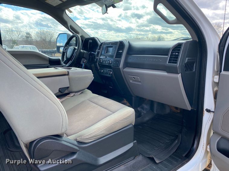 image for item DN8169 2018 Ford F250 Super Duty  SuperCab pickup truck