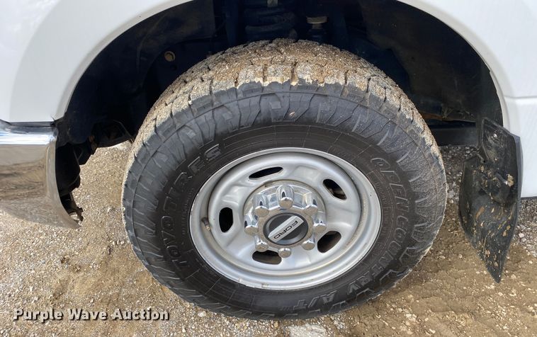 image for item DN8169 2018 Ford F250 Super Duty  SuperCab pickup truck