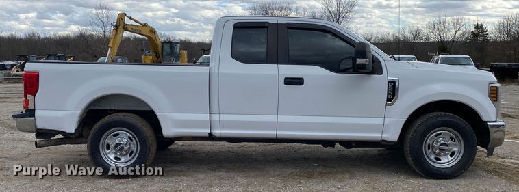 image for item DN8170 2018 Ford F250 Super Duty  SuperCab pickup truck