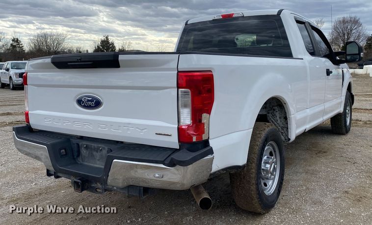 image for item DN8170 2018 Ford F250 Super Duty  SuperCab pickup truck