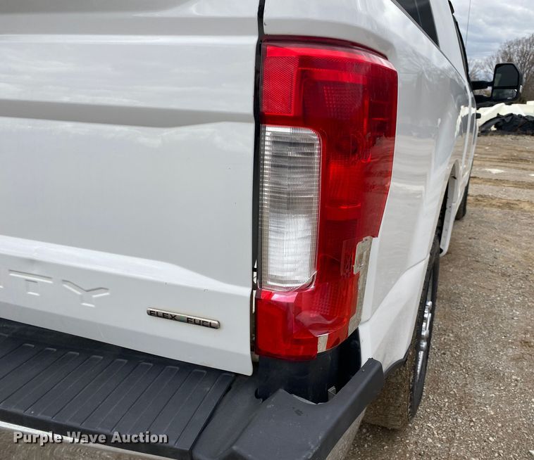 image for item DN8170 2018 Ford F250 Super Duty  SuperCab pickup truck