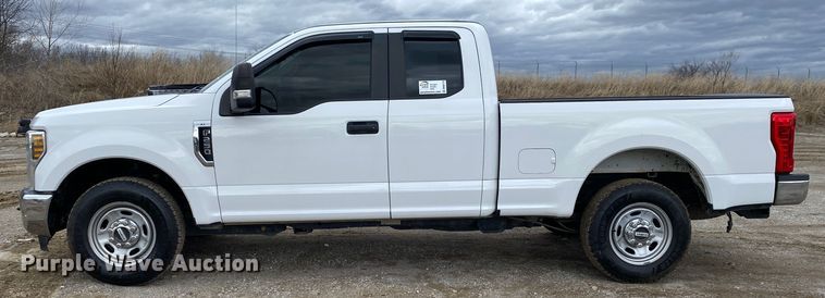 image for item DN8170 2018 Ford F250 Super Duty  SuperCab pickup truck