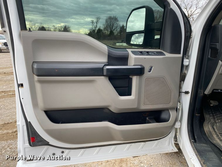 image for item DN8170 2018 Ford F250 Super Duty  SuperCab pickup truck