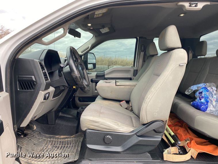 image for item DN8170 2018 Ford F250 Super Duty  SuperCab pickup truck