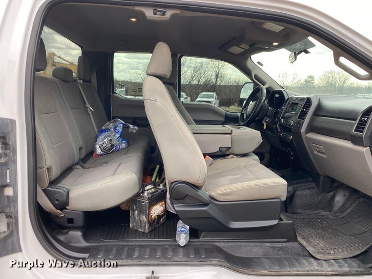 image for item DN8170 2018 Ford F250 Super Duty  SuperCab pickup truck