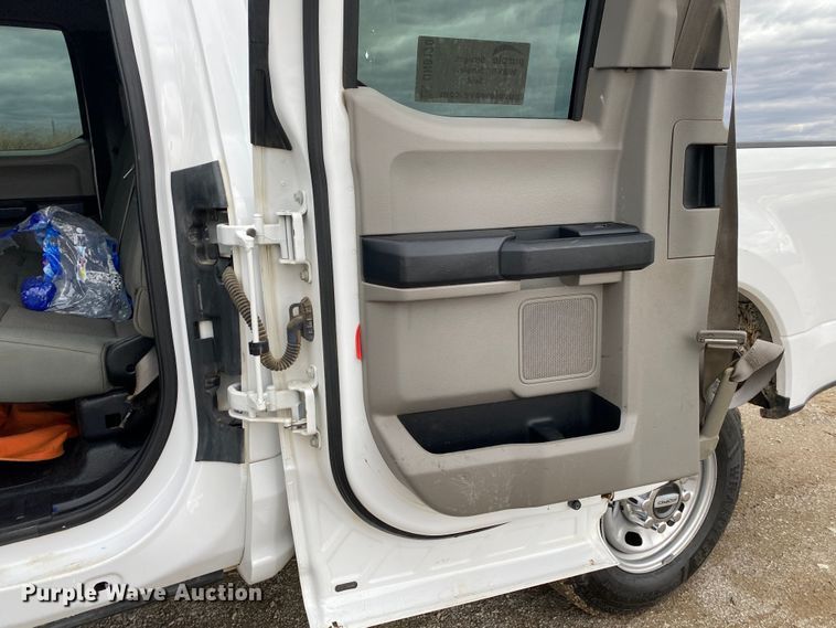 image for item DN8170 2018 Ford F250 Super Duty  SuperCab pickup truck