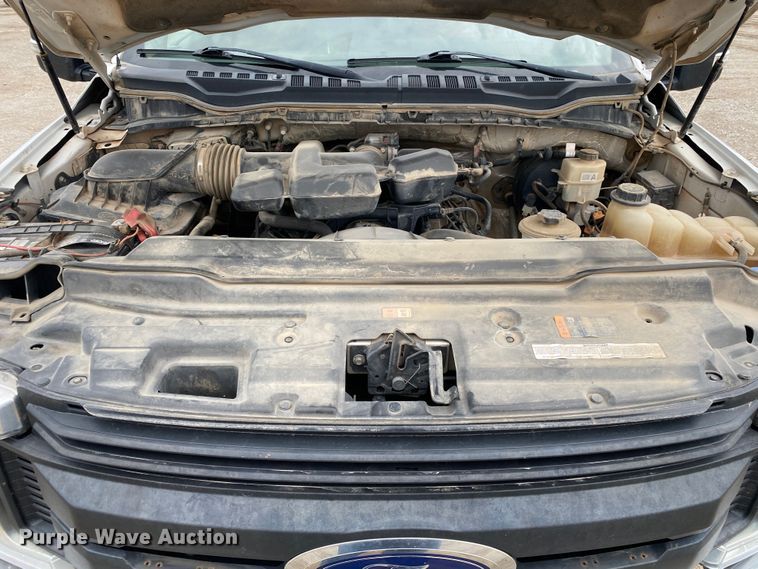 image for item DN8173 2017 Ford F250 Super Duty  SuperCab pickup truck