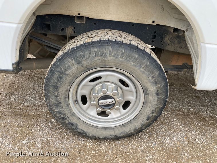 image for item DN8173 2017 Ford F250 Super Duty  SuperCab pickup truck