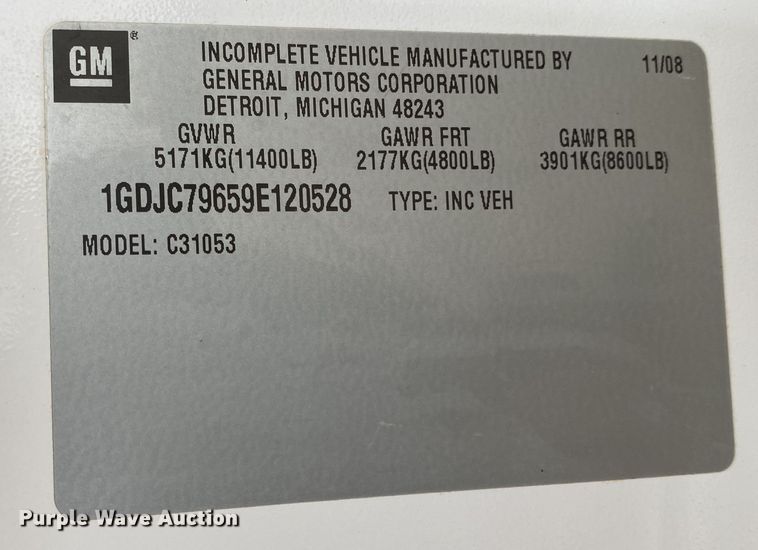 image for item DN8174 2009 GMC Sierra 3500HD  Ext. Cab utility bed pickup truck