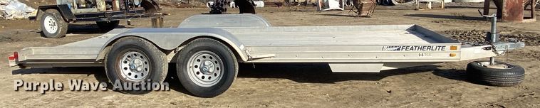 image for item DN8179 2003 Featherlite 3110  utility trailer