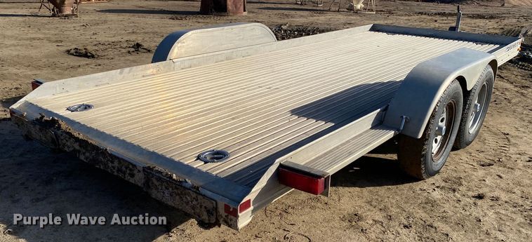 image for item DN8179 2003 Featherlite 3110  utility trailer