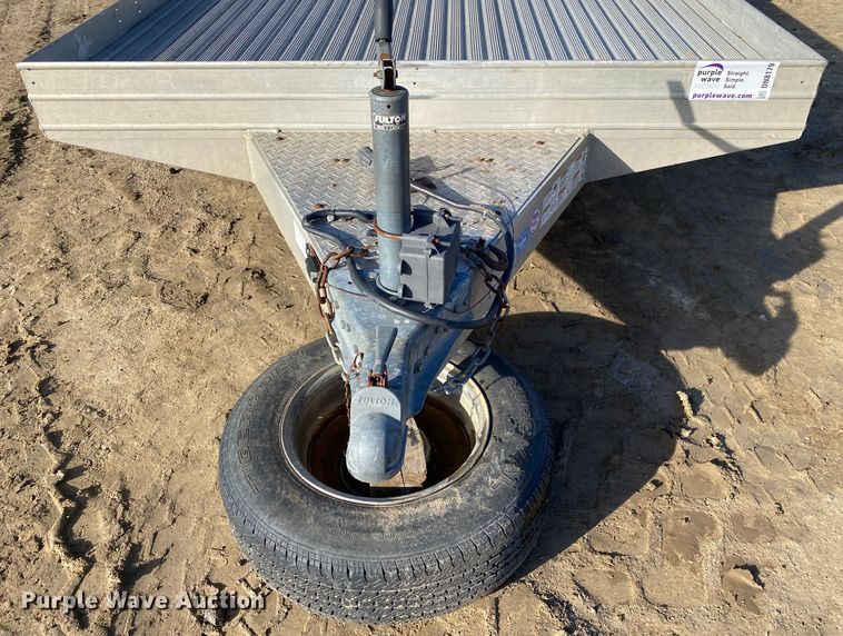 image for item DN8179 2003 Featherlite 3110  utility trailer