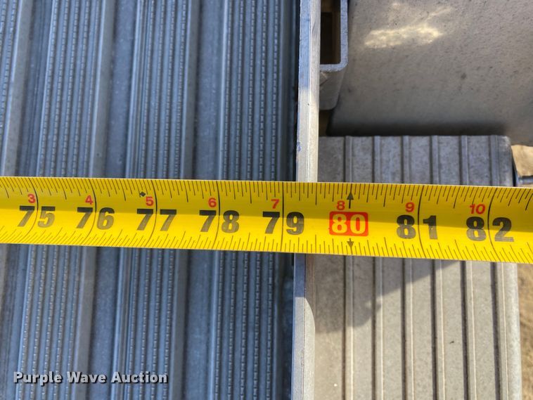 image for item DN8179 2003 Featherlite 3110  utility trailer