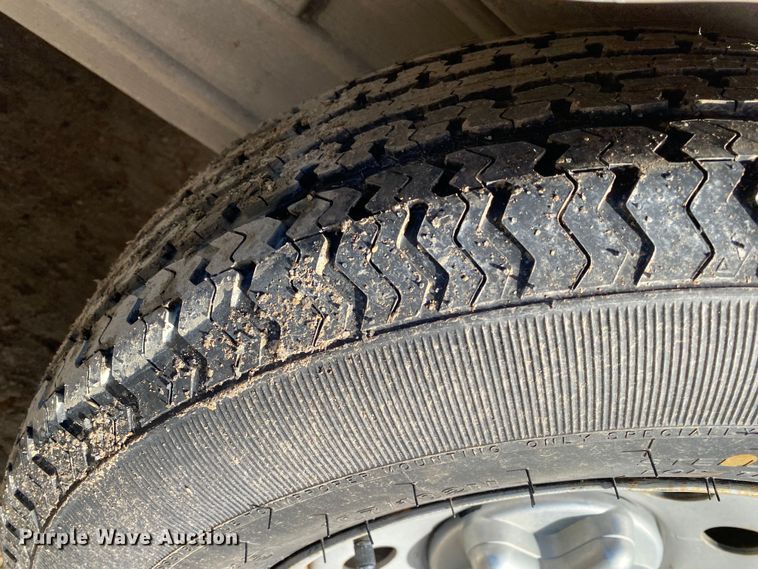 image for item DN8179 2003 Featherlite 3110  utility trailer