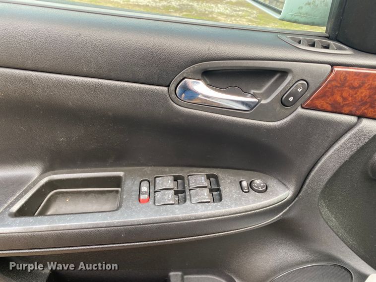 image for item DN8200 2011 Chevrolet Impala LT