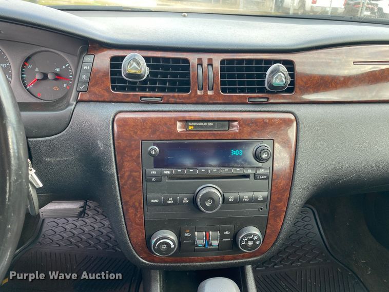 image for item DN8200 2011 Chevrolet Impala LT