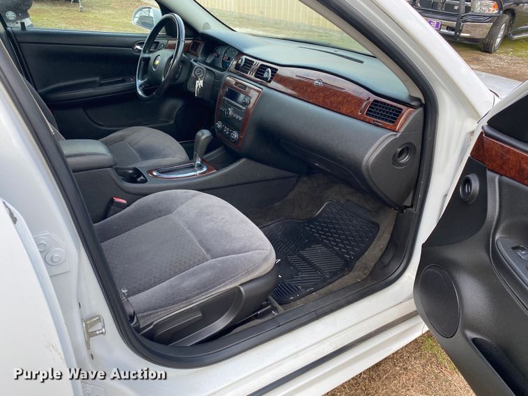 image for item DN8200 2011 Chevrolet Impala LT