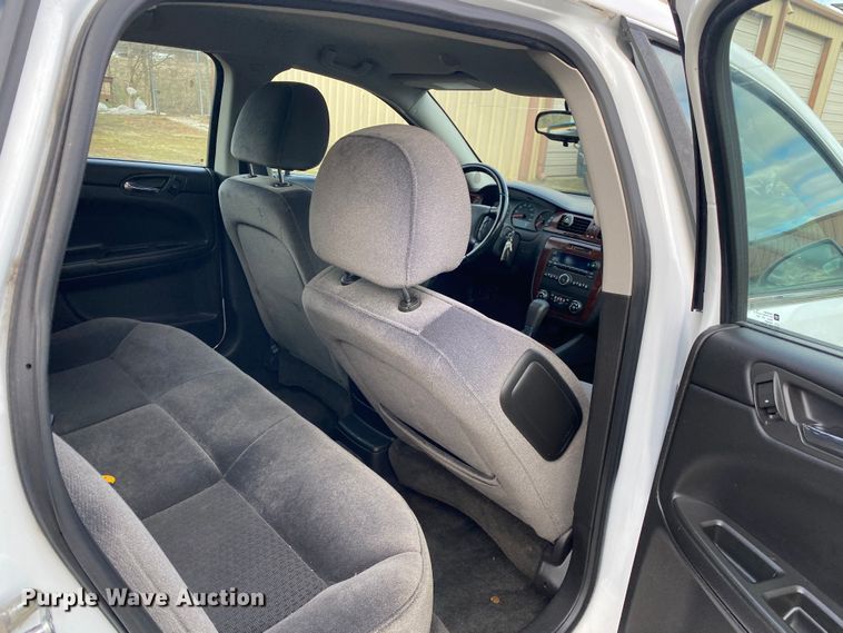 image for item DN8200 2011 Chevrolet Impala LT