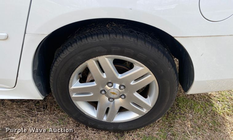image for item DN8200 2011 Chevrolet Impala LT