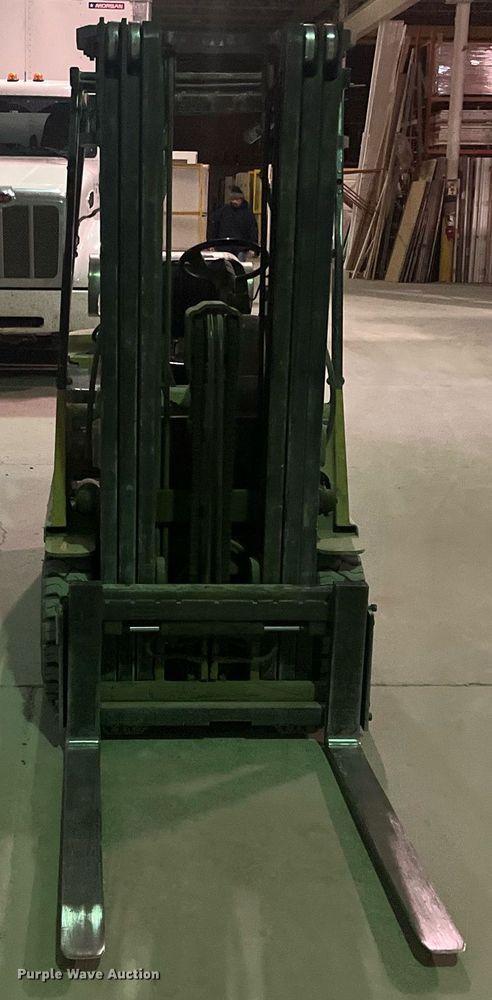 image for item DO3727 1997 Caterpillar GC25  forklift