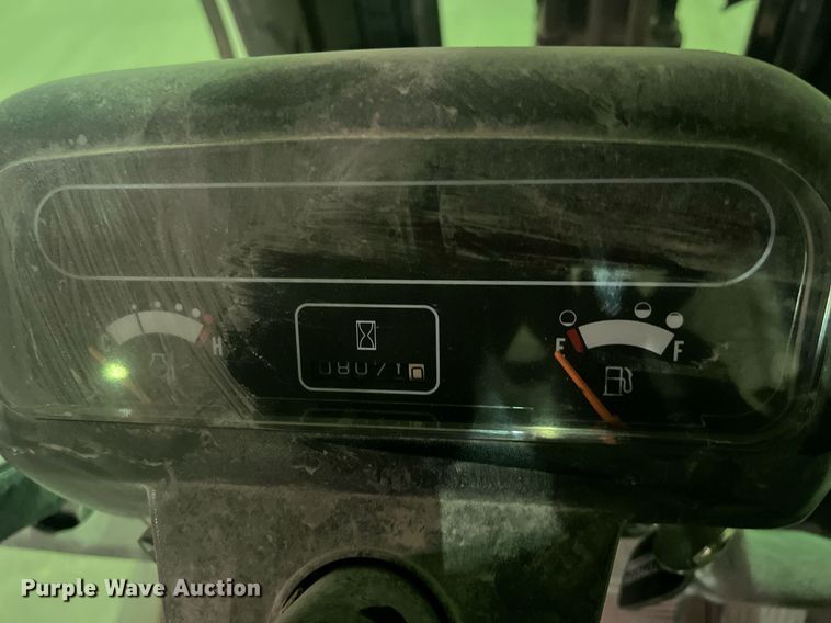 image for item DO3727 1997 Caterpillar GC25  forklift