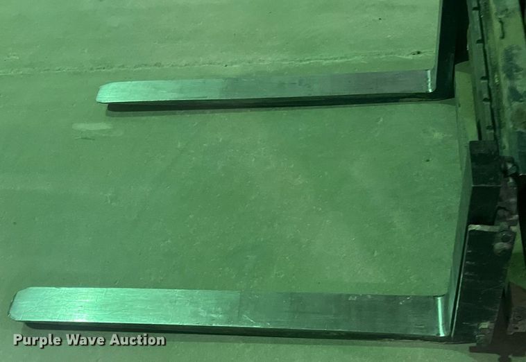 image for item DO3727 1997 Caterpillar GC25  forklift