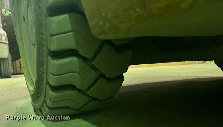 image for item DO3727 1997 Caterpillar GC25  forklift