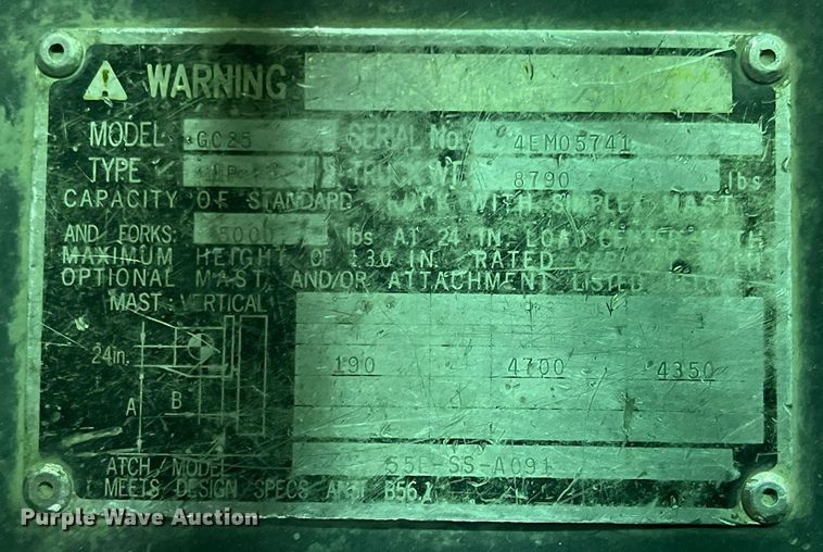 image for item DO3727 1997 Caterpillar GC25  forklift