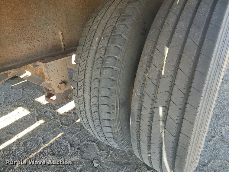 image for item DO3768 1996 L&M  equipment trailer