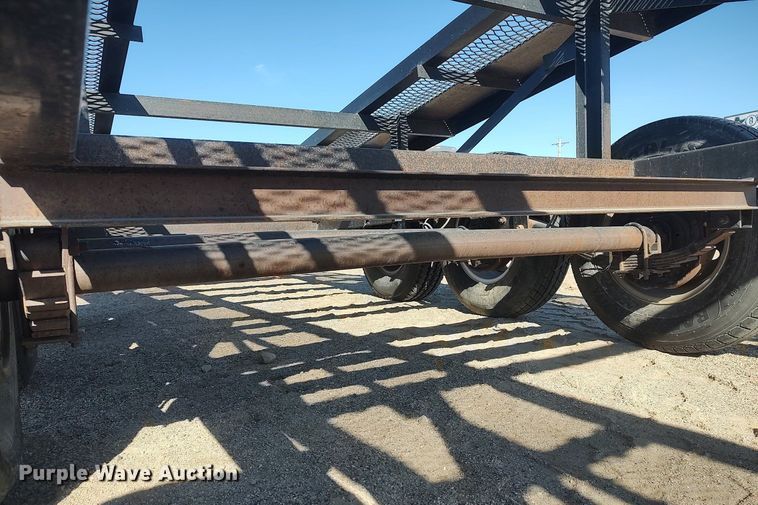 image for item DO3769 2007 Kaufman W50  car carrier