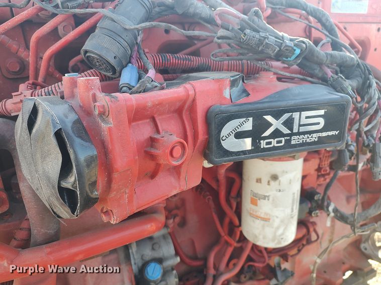 image for item DO3771 2019 Cummins X15  engine