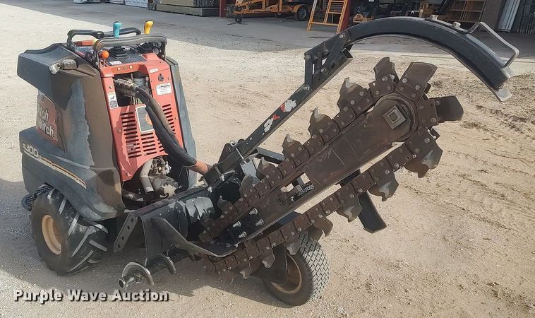 image for item DO3774 2011 Ditch Witch R300  trencher