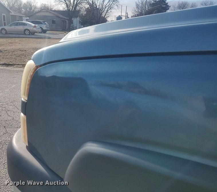 image for item DO3780 2006 Chevrolet Silverado 2500HD  Ext. Cab pickup truck