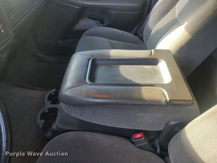 image for item DO3780 2006 Chevrolet Silverado 2500HD  Ext. Cab pickup truck