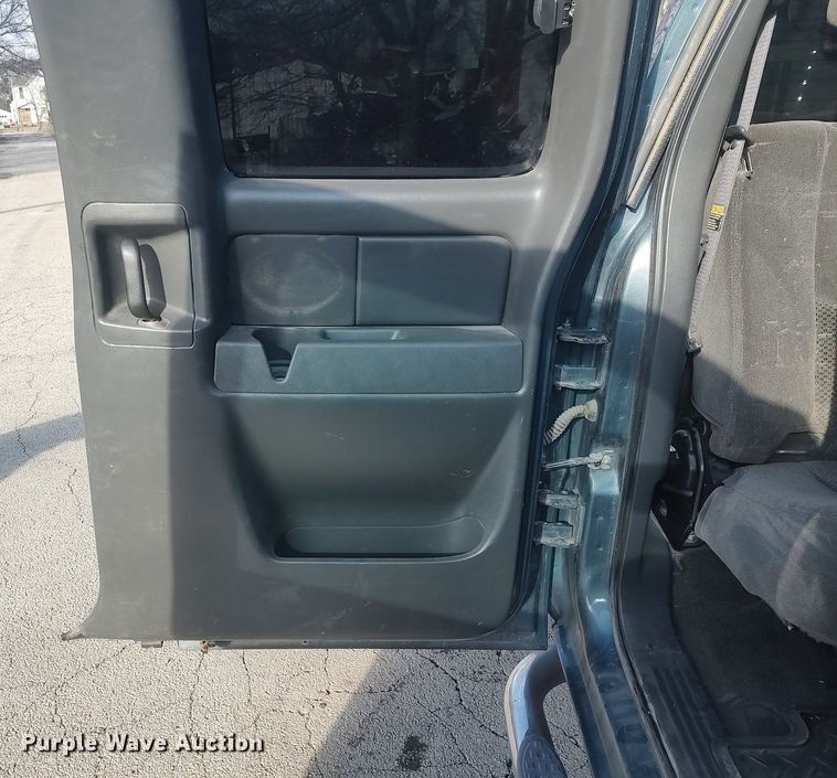 image for item DO3780 2006 Chevrolet Silverado 2500HD  Ext. Cab pickup truck