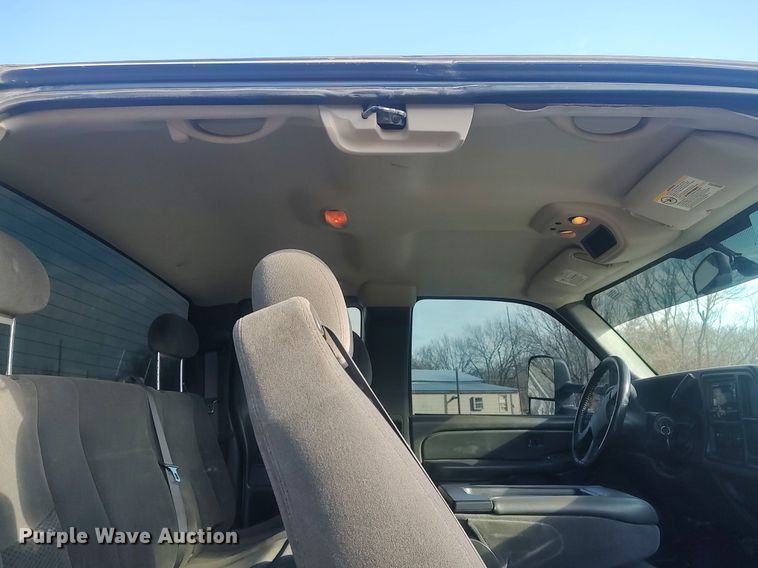 image for item DO3780 2006 Chevrolet Silverado 2500HD  Ext. Cab pickup truck