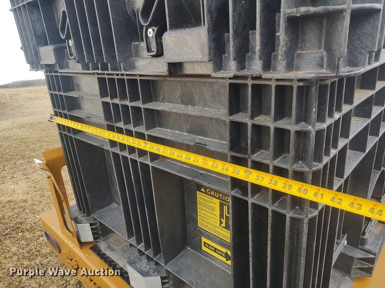 image for item DO3799 Strobel  seed tender