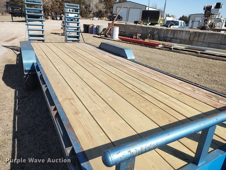 image for item DO3805 2006 Kerr  utility trailer