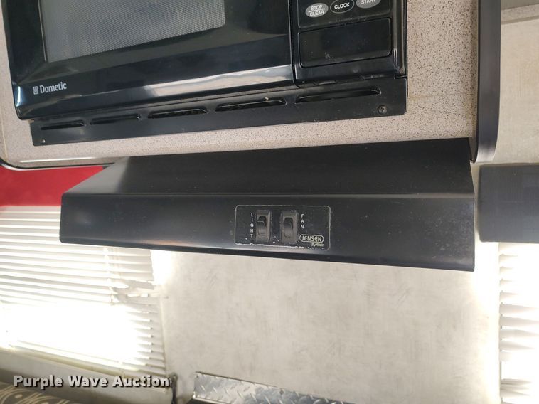 image for item DO3807 2007 Timberland RPM23FB  toy hauler camper