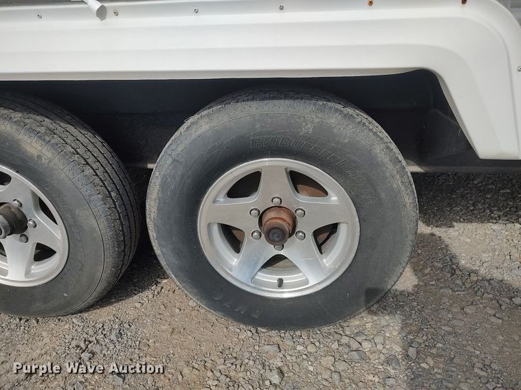 image for item DO3807 2007 Timberland RPM23FB  toy hauler camper