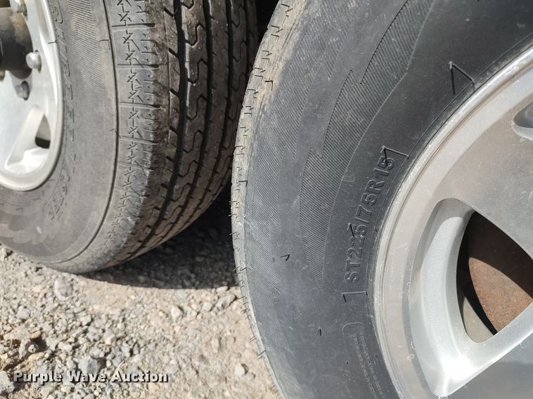 image for item DO3807 2007 Timberland RPM23FB  toy hauler camper