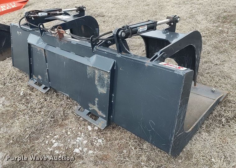 image for item DO3809 Stout 84-FB-D  skid steer grapple bucket