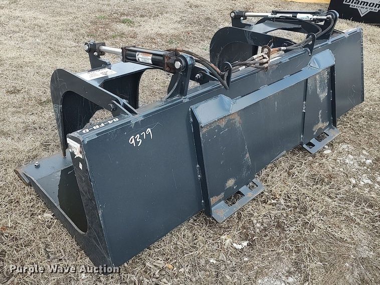 image for item DO3809 Stout 84-FB-D  skid steer grapple bucket