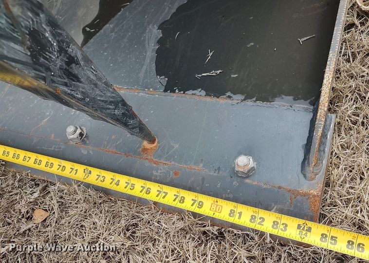 image for item DO3809 Stout 84-FB-D  skid steer grapple bucket