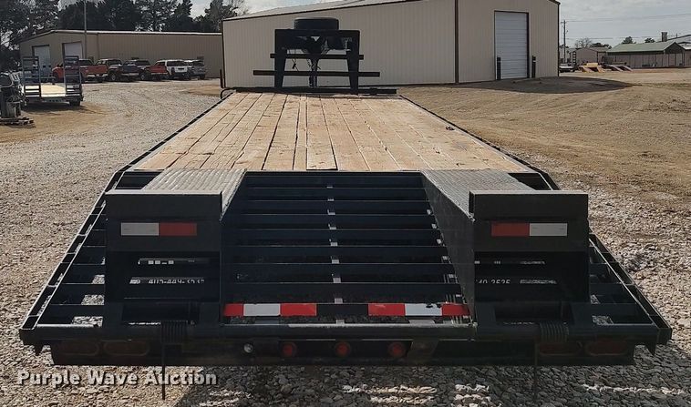 image for item DO3813 2013 DJ trailers  equipment trailer