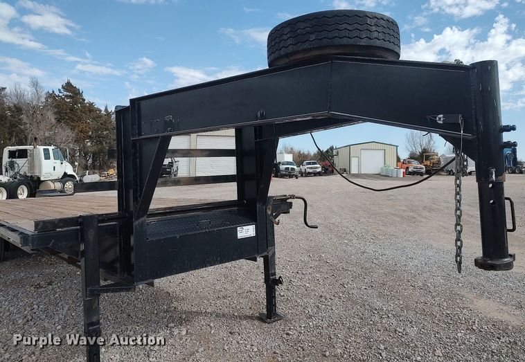 image for item DO3813 2013 DJ trailers  equipment trailer